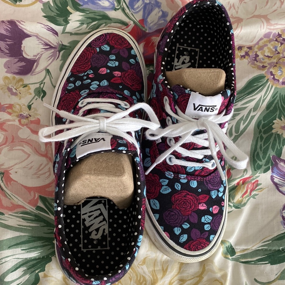 Romantic floral Vans